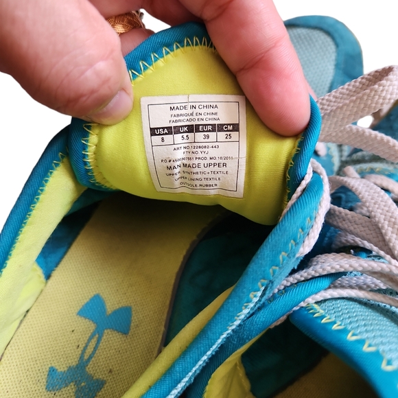 Under Armour sneaker size 8 - Picture 4 of 7